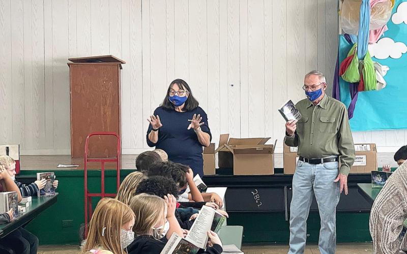 Rotary presents dictionaries to BISD students