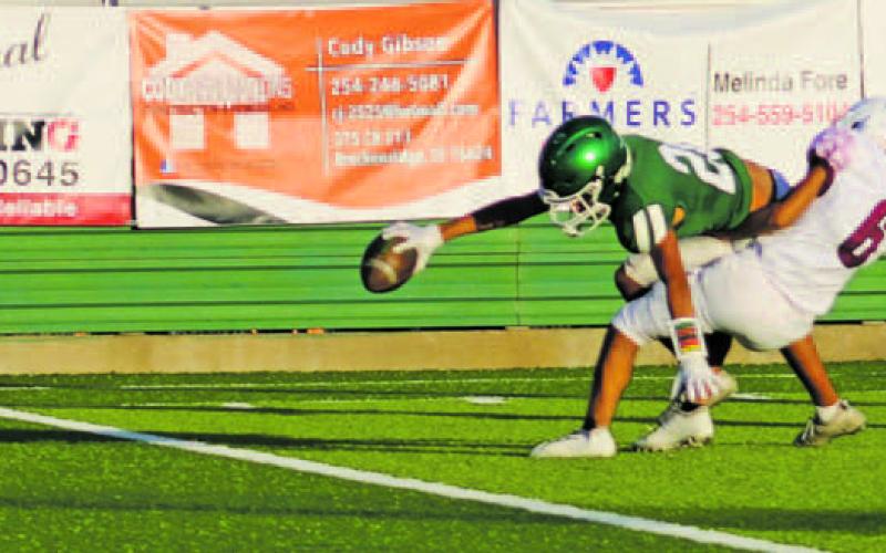 Breckenridge Buckaroo Junior Varsity remains undefeated after shutting down the Bowie Jackrabbits, 43-10, Thursday, Oct. 27 at Buckaroo Stadium. The JV Bucks will travel to play against the Clyde Bulldogs at 5 p.m. Thursday, Nov. 3. Photos/ Stevie Watkins