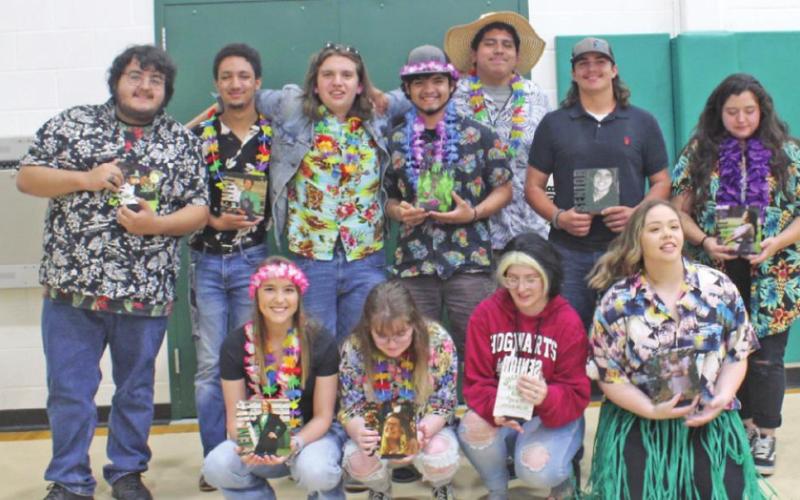 BHS band presents awards