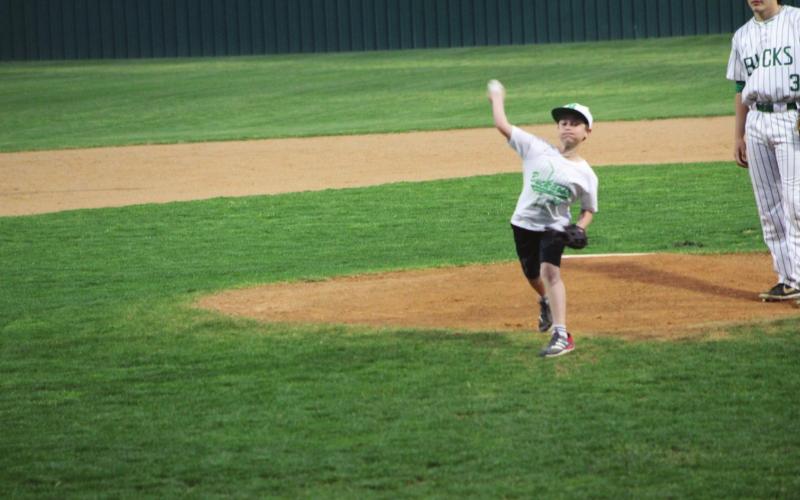 Bucks blast Bearcats, 7-0