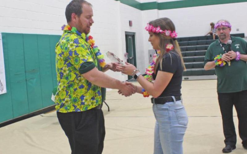 BHS band presents awards