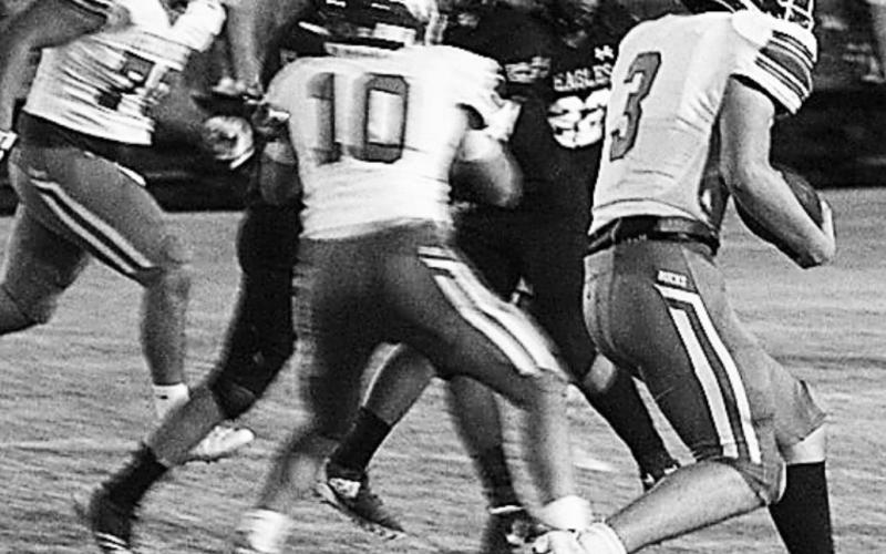Bucks cruise past Eagles, 42-0