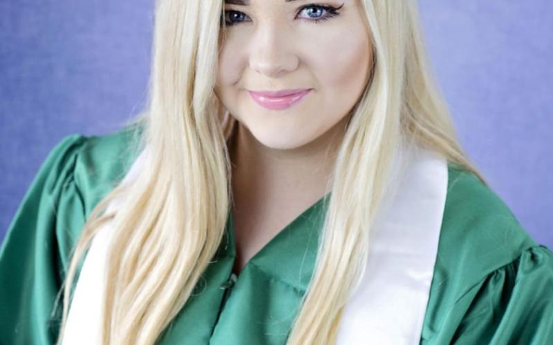 Crook receives $10,000 scholarship