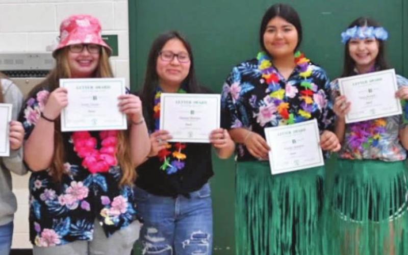 BHS band presents awards