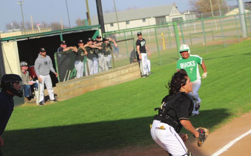 Bucks blast Bearcats, 7-0