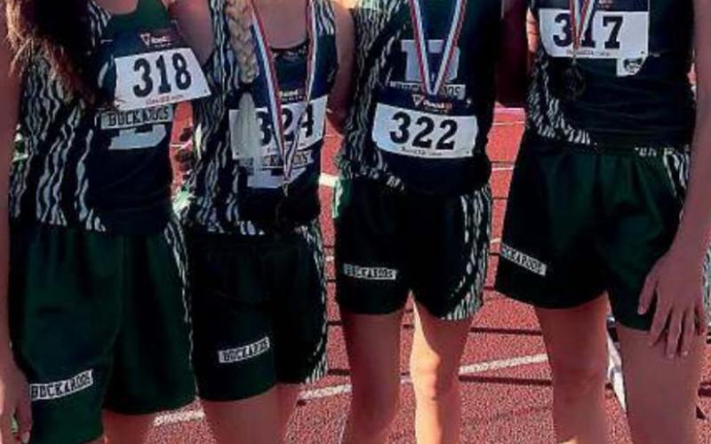 BJHS Broncos, Lady Broncos XC place second in the Holliday meet
