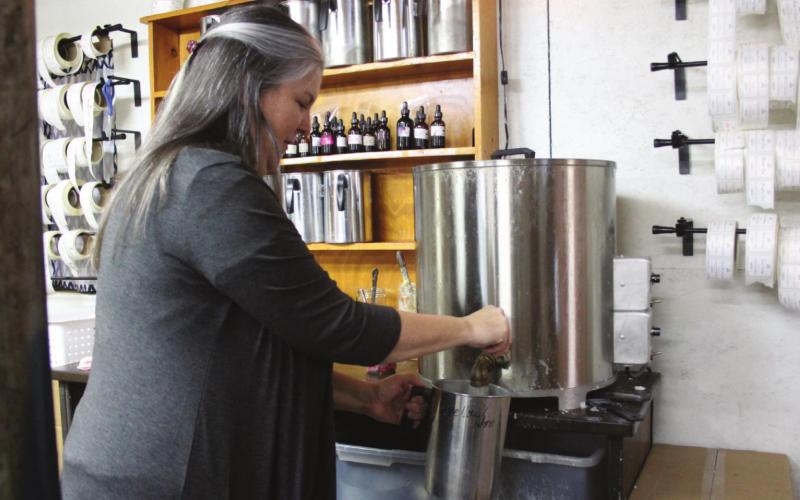 Rustic Charm candles expands nationwide