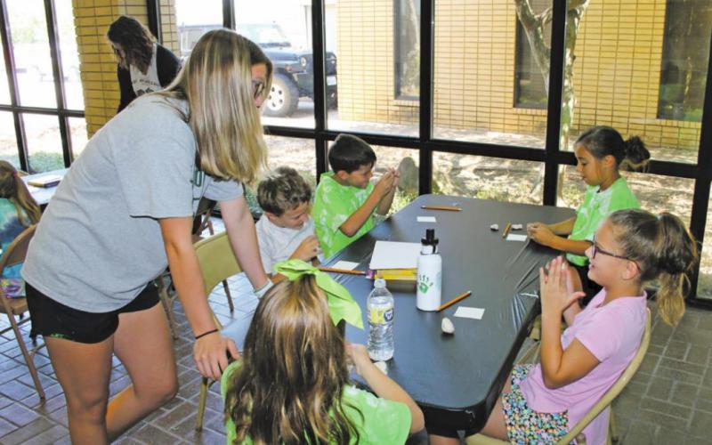 Art camp at the beach