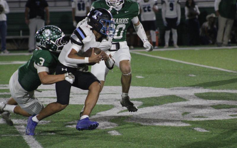 (Photo/Alex Kielar) Hayden Mendoza is the Buckaroos co-defensive MVP for the past season in which he led the defense with 6.4 tackles per game (total of 70), six sacks and eight quarterback hurries. 