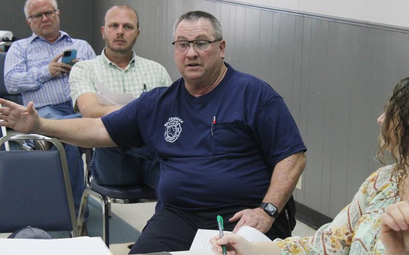 (Photo/Alex Kielar) Breckenridge Fire Chief Malcolm Bufkin speaks during the Stephens County Commissioners Court meeting Monday, Oct. 27 in which he relayed to the court that the county-wide burn ban lifted Saturday, Oct. 25 should remain off. 