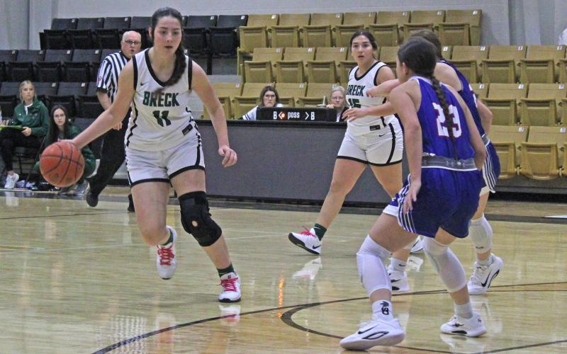 (File Photo/Alex Kielar) Paisley Thibodeaux got a midrange shot to fall in the Lady Bucks’ loss to the Mineral Wells Lady Rams in their latest game Friday, Nov. 21. 