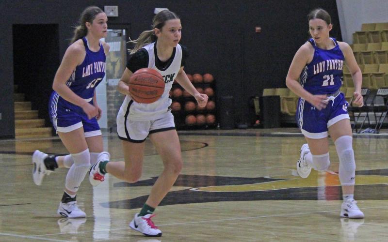(Photo/Alex Kielar) LaKyla Bartley dribbles up court in the Lady Bucks’ first game of the Holiday Ford Classic Thursday, Nov. 13 at Gordon High School. 