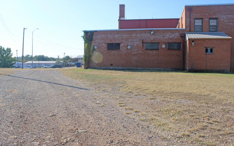 (Photo/Alex Kielar) This alley alongside the former YMCA building was approved for closure by the Breckenridge City Commission and the property was approved to be replatted for the potential future use for a new BFD fire station. 