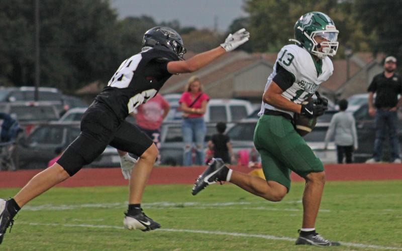 (Photo/Alex Kielar) Sophomore receiver Ryan Waller earned the top honor for the Buckaroos in the all-district awards as he was named Offensive Newcomer in District 3-3A Region I after ranking third in the district with 730 receiving yards. 