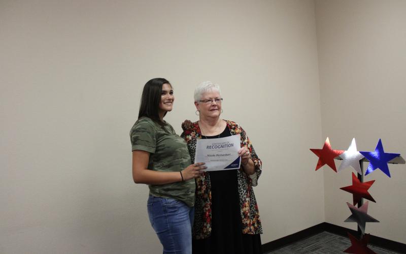 Linda Lippe represented the Breckenridge Garden Club, which is no longer operating. However, the club had donated enough funds for one more scholarship to a student enrolled in the environmental program at TSTC. The recipient was Nicole Richardson. BA photo by Jean Hayworth