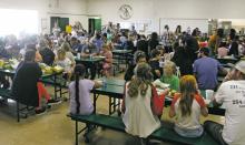 South Elementary held its annual Thanksgiving Feast event Wednesday, Nov. 6. Parents, friends and family joined students to enjoy a Thanksgiving lunch. Breckenridge Police Department and Breckenridge Fire Department were also in attendance. Photos/ Kaci Funderberg