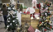 Mingle & Jingle on Walker St.