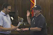 (Photo | Alex Kielar) Malcolm Bufkin was officially appointed as Stephens County Fire Marshal last Monday, June 23 at the latest regular Stephens County Commissioners’ Court meeting and was sworn in by County Judge Michael Roach. The court also approved a $5,000 yearly stipend for the role. 